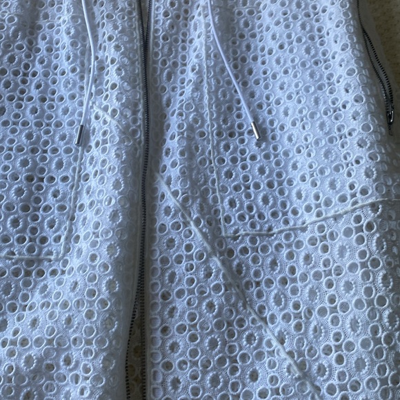 Vest - Picture 5 of 5